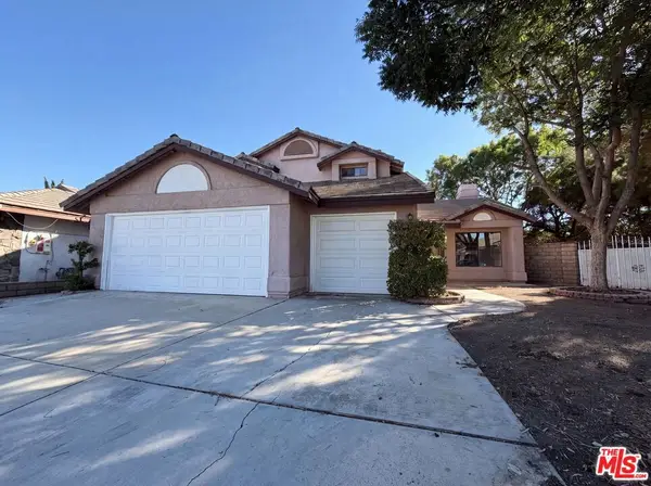 3164 Gingerwood Lane, Lancaster, CA 93536