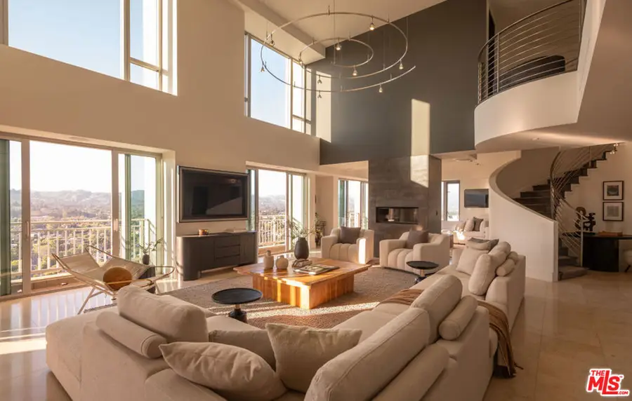 10727 Wilshire Boulevard #PH2, Los Angeles, CA 90024 - #2