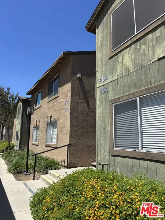 2596 Avenida Del Vista #G104, Corona, CA 92882