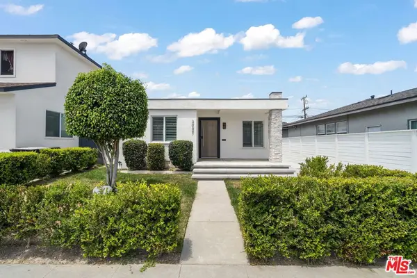 3037 Pacific Avenue, Long Beach, CA 90806