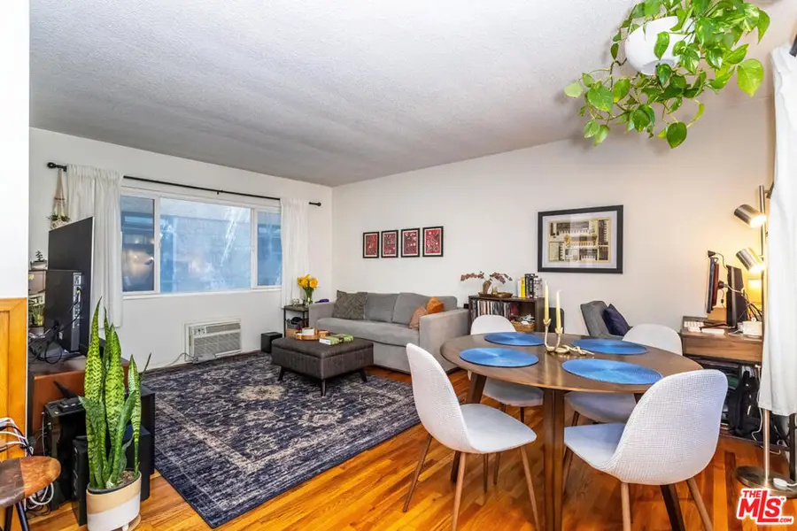 2915 St. George Street #7, Los Angeles, CA 90027 - #3