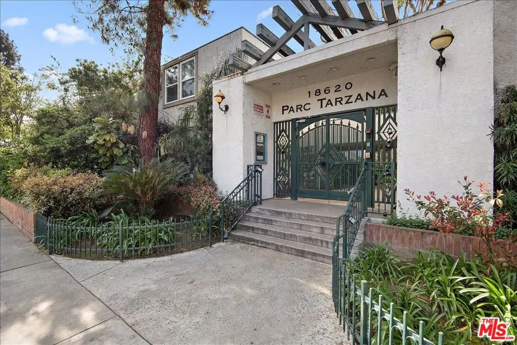 18620 Hatteras Street #180, Tarzana, CA 91356 - #1