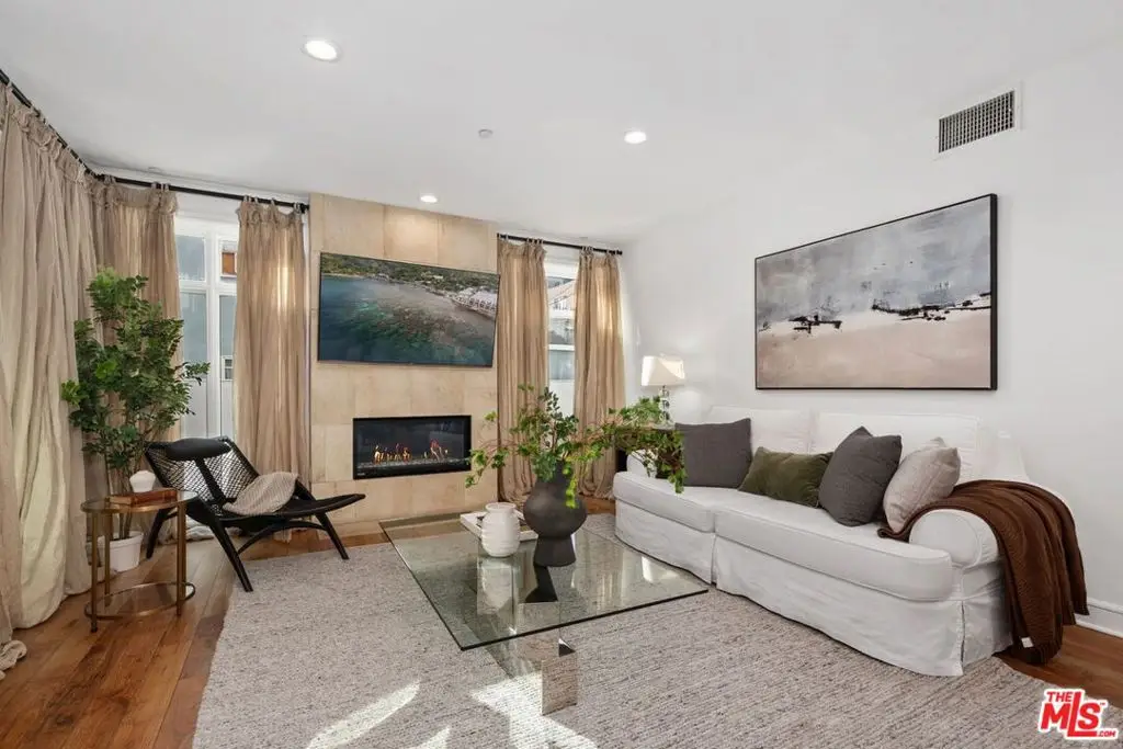 447 N Doheny Drive #102, Beverly Hills, CA 90210 - #1