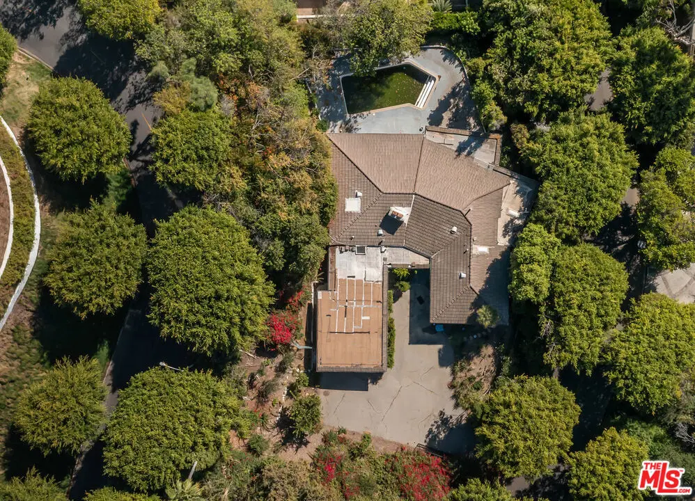 1150 Laurel Way, Beverly Hills, CA 90210 - #1