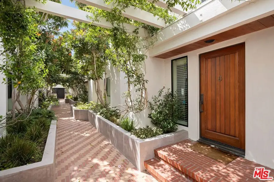 939 15th Street #8, Santa Monica, CA 90403 - #3