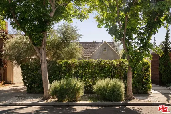 363 Huntley Drive, West Hollywood, CA 90048