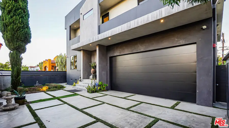 2012 S Curson Avenue, Los Angeles, CA 90016 - #2