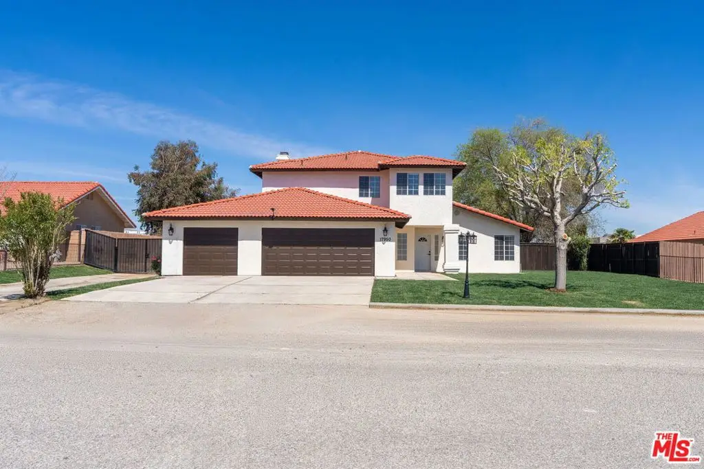 17590 El Cajon Drive, Hesperia, CA 92345 - #1