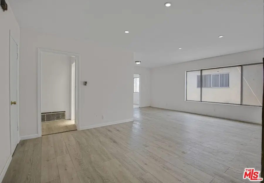 2016 S Bedford Street #1, Los Angeles, CA 90034 - #3