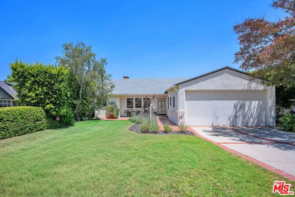 13841 Valley Vista Boulevard, Sherman Oaks, CA 91423 - #1