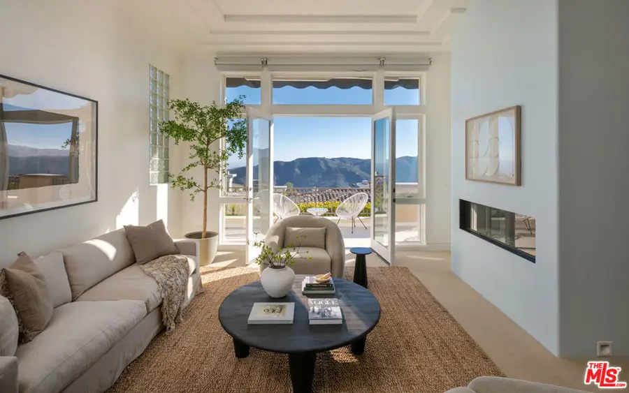 16658 Calle Brittany, Pacific Palisades, CA 90272 - #2