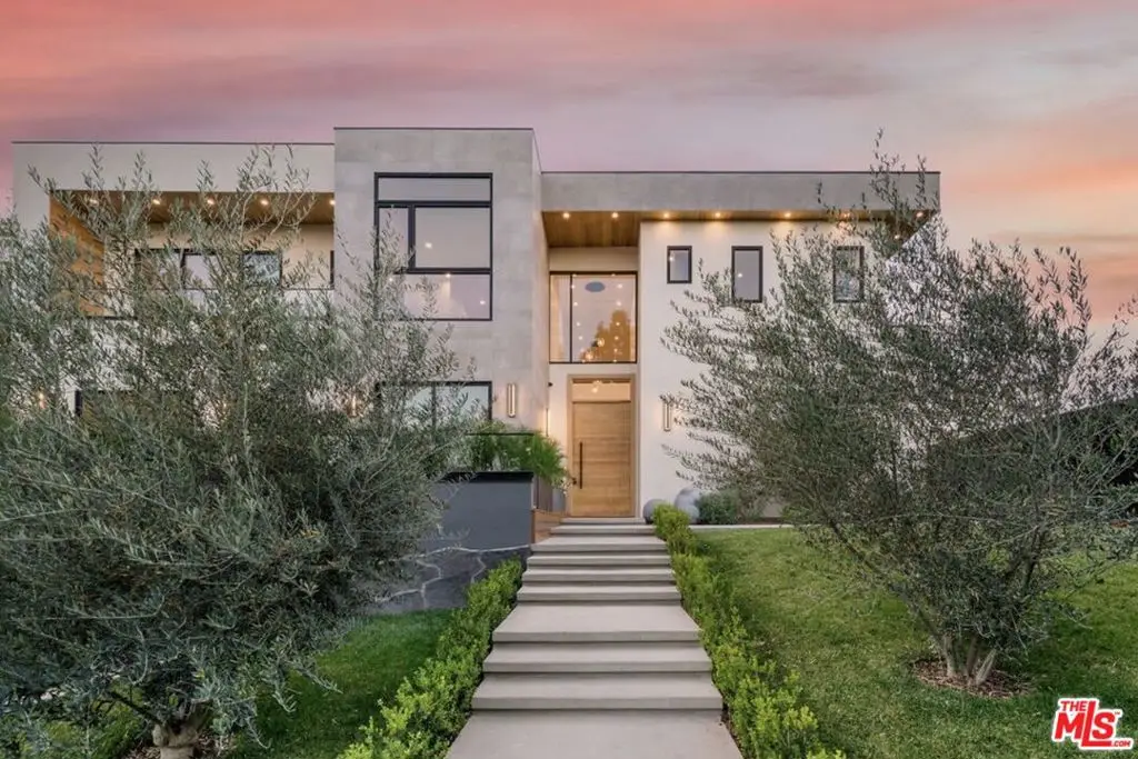 3951 Royal Oak Place, Encino, CA 91436 - #1