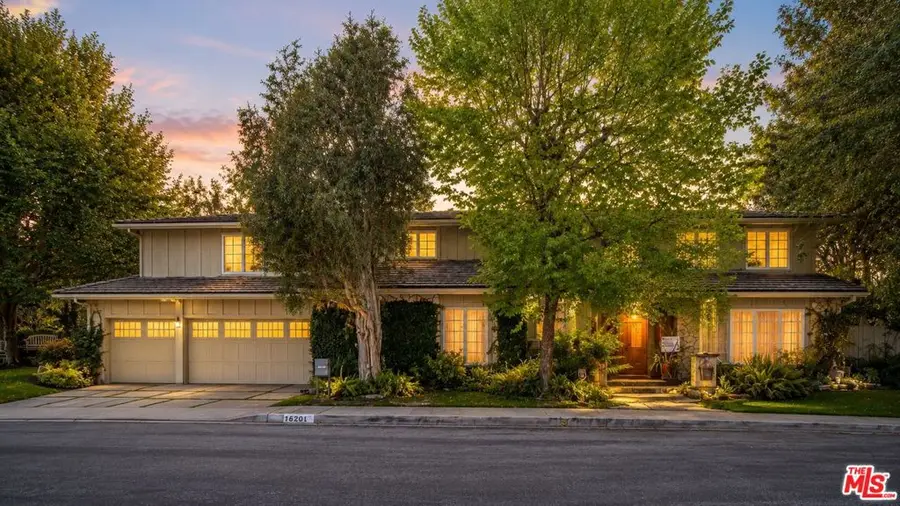 16201 Meadowcrest Road, Sherman Oaks, CA 91403 - #2