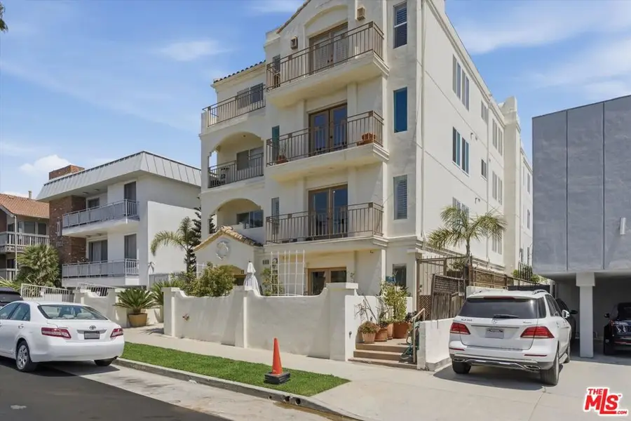 11838 Kiowa Avenue #203, Los Angeles, CA 90049 - #3