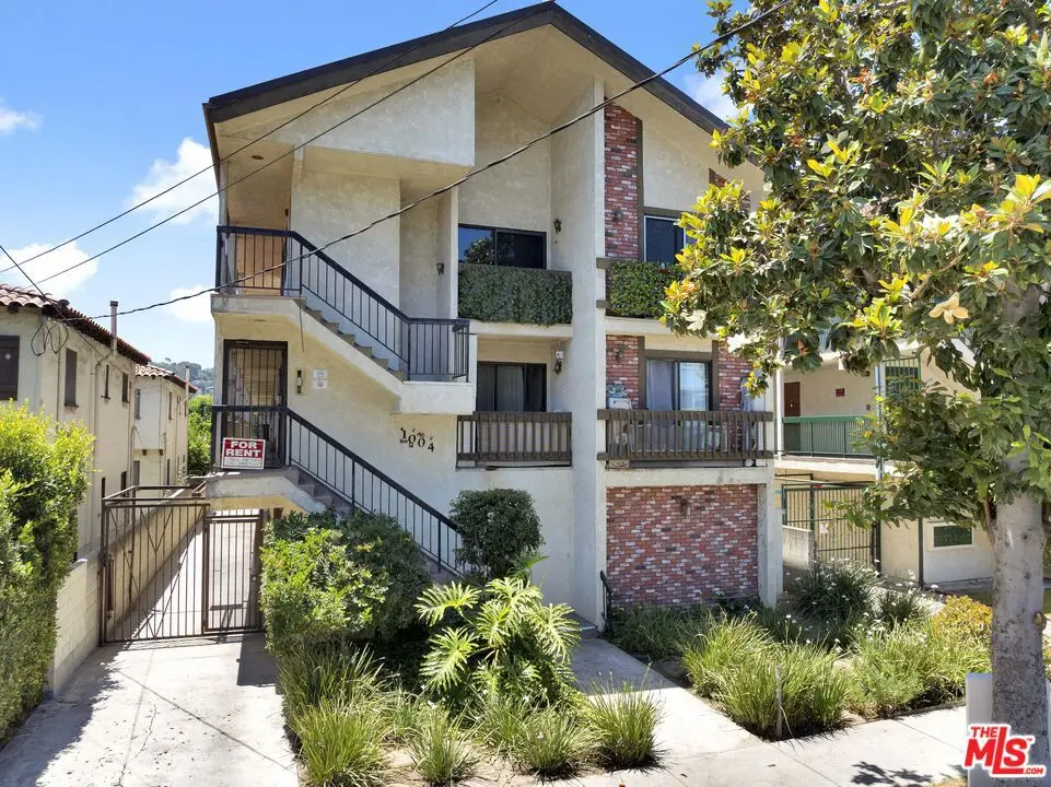 1004 E Garfield Avenue, Glendale, CA 91205 - #1