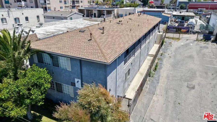 663 W 5th Street, San Pedro, CA 90731 - #2