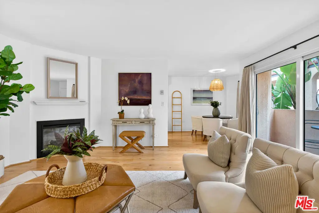 914 Lincoln Boulevard #207, Santa Monica, CA 90403 - #1