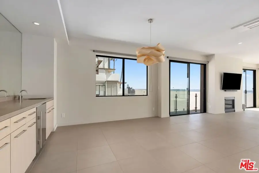 1 Northstar Street #101, Marina Del Rey, CA 90292 - #3