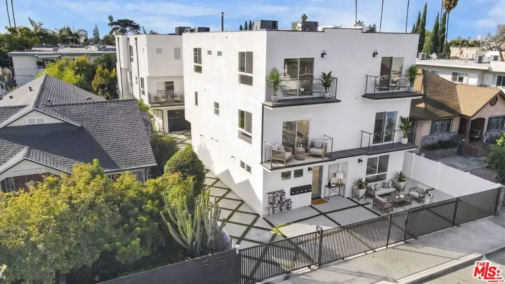 5436 Romaine Street, Los Angeles, CA 90038 - #1