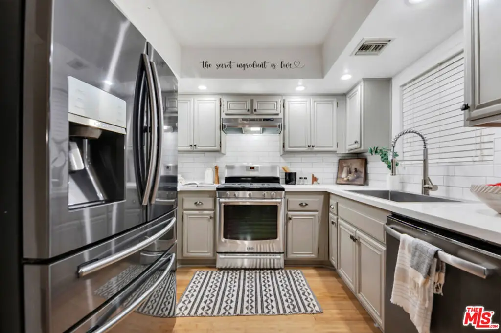20155 Keswick Street #107, Winnetka, CA 91306 - #1