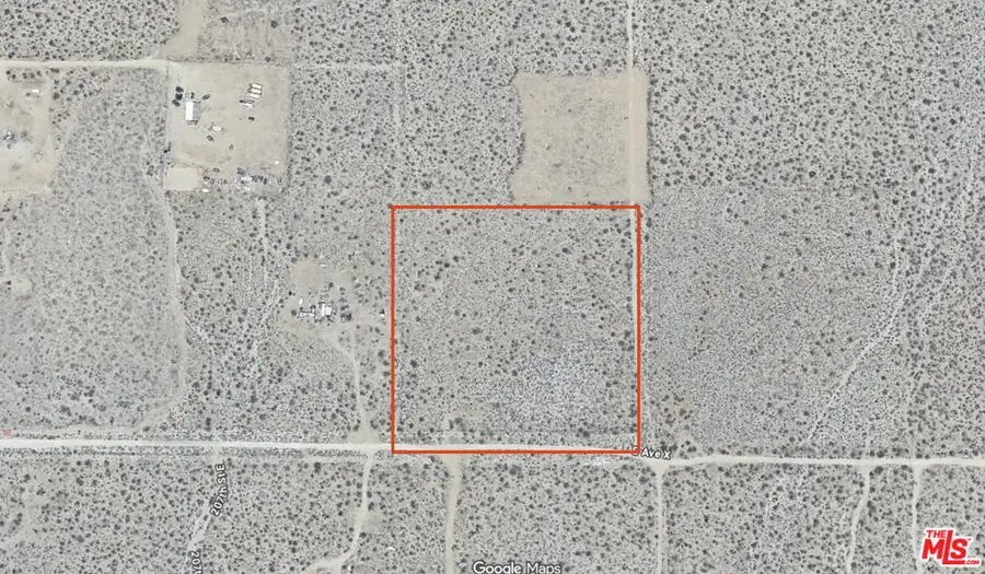 210 Avenue X, Llano, CA 93544 - #2