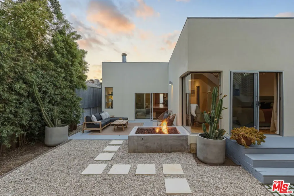 1076 Palms Boulevard, Venice, CA 90291 - #1