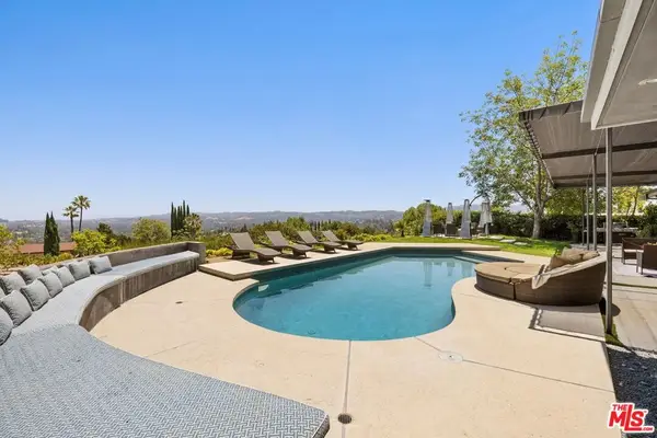 6020 Rod Avenue, Woodland Hills, CA 91367