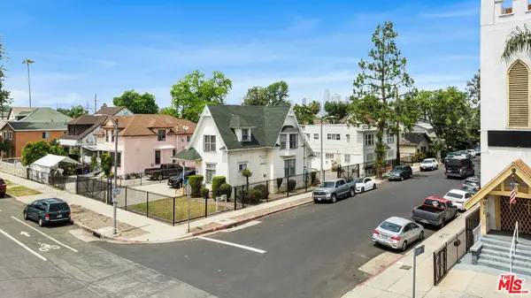 933 E 28th Street, Los Angeles, CA 90011