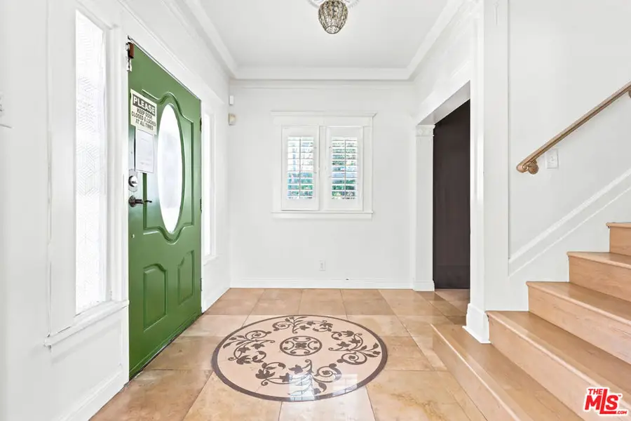 570 S Van Ness Avenue, Los Angeles, CA 90020 - #3