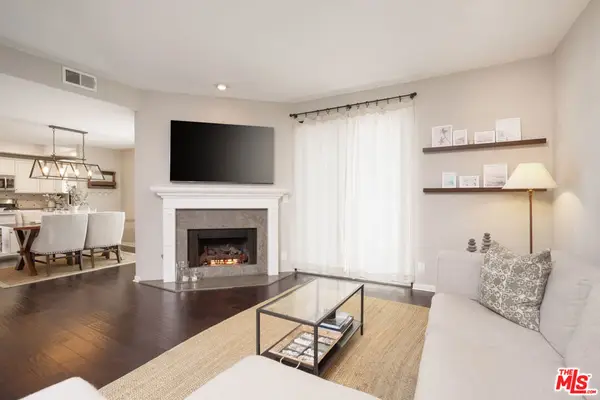 11954 Mayfield Avenue #6, Los Angeles, CA 90049