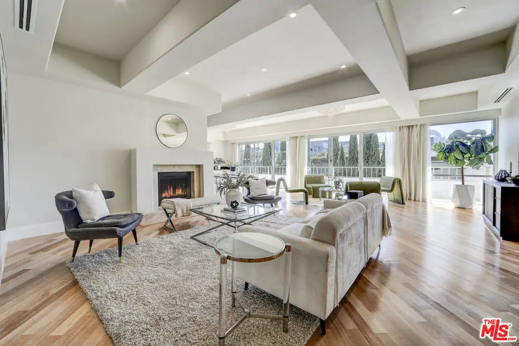 339 N Palm Drive #201, Beverly Hills, CA 90210 - #1