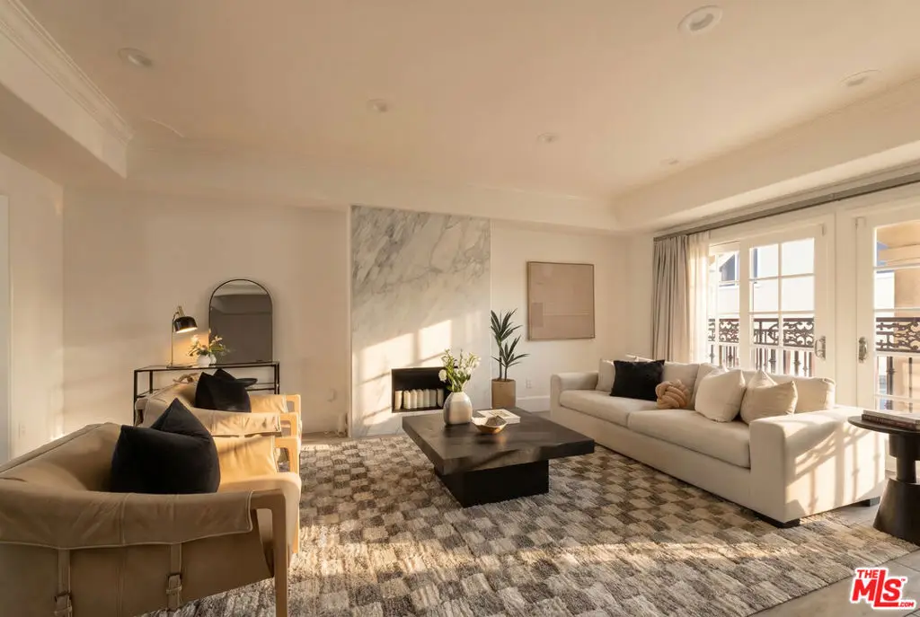 11723 Mayfield Avenue #3, Los Angeles, CA 90049 - #1