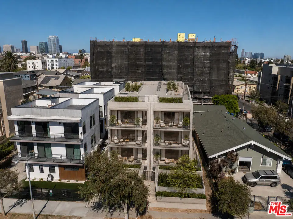 932 S Harvard Boulevard, Los Angeles, CA 90006 - #1