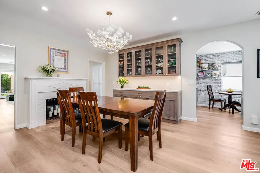 5320 Irvine Avenue, North Hollywood, CA 91601 - #3