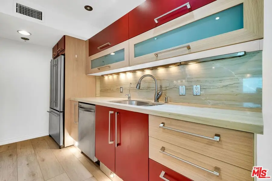 4501 Cedros Avenue #206, Sherman Oaks, CA 91403 - #2