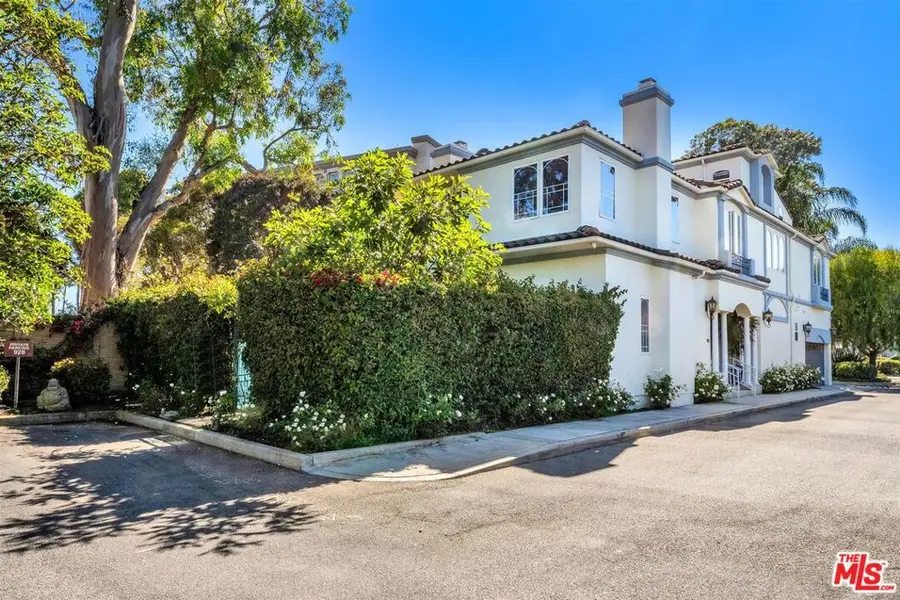 928 Harbor Crossing Lane, Los Angeles, CA 90292 - #2