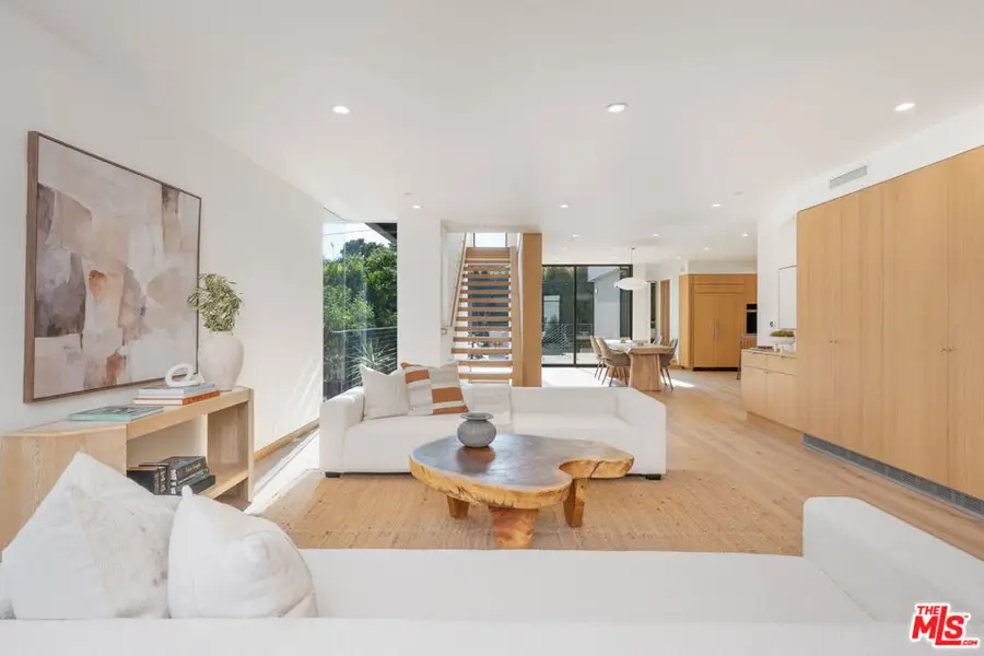 10519 Oaklawn Road, Los Angeles, CA 90064 - #2