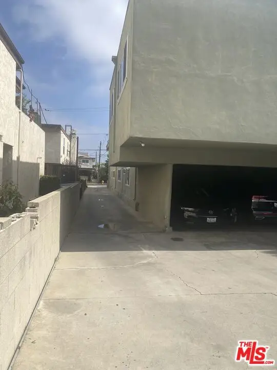 320 Lime Street, Inglewood, CA 90301 - #2