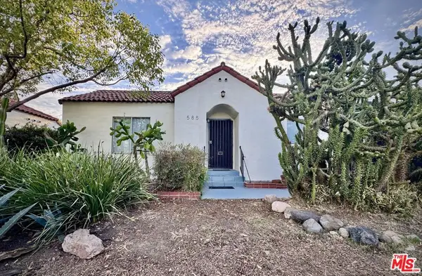 585 N Irving Boulevard, Los Angeles, CA 90004