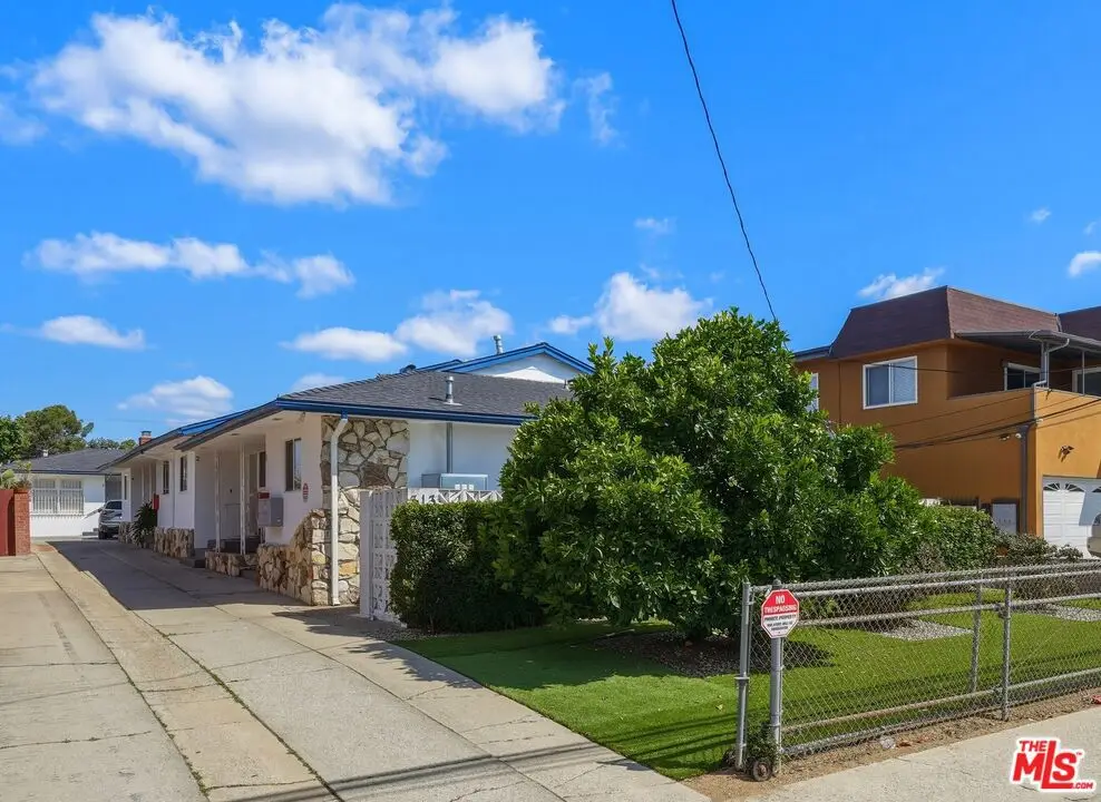 313 E Hazel Street, Inglewood, CA 90302 - #1