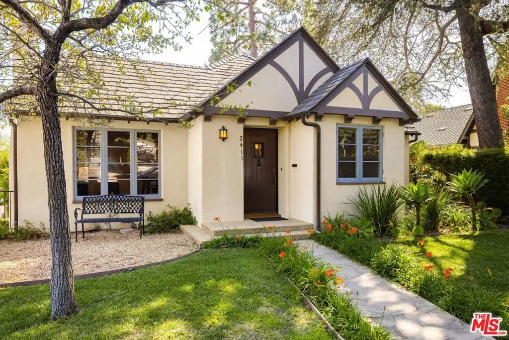 2411 Anacapa Street, Santa Barbara, CA 93105 - #1