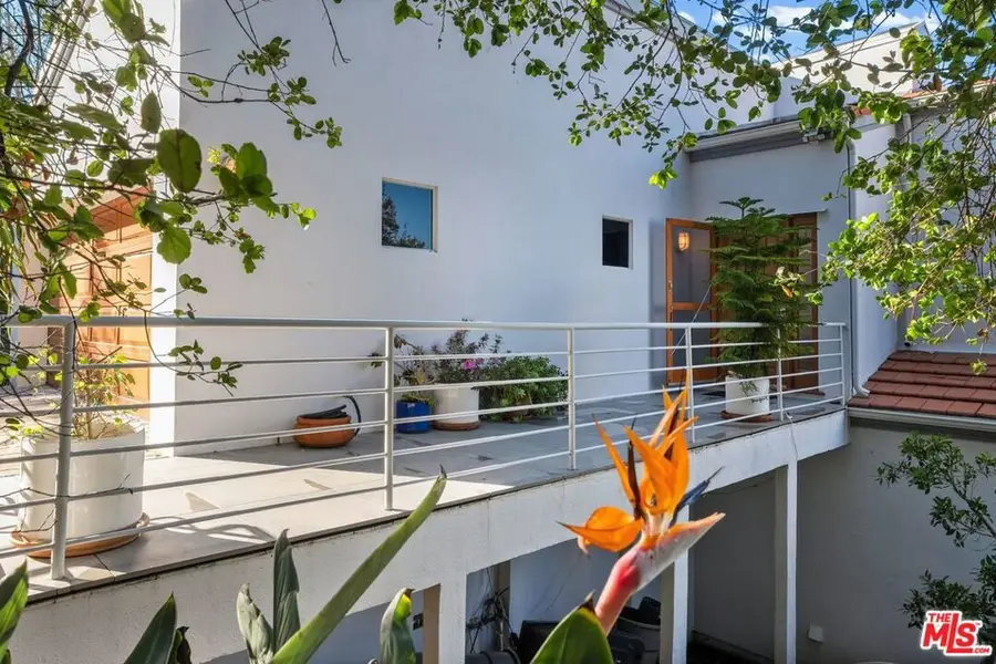 26207 Ingleside Way, Malibu, CA 90265 - #3