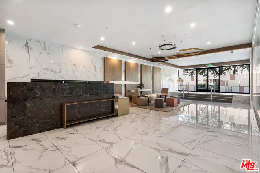 4460 Wilshire Boulevard #207, Los Angeles, CA 90010 - #2