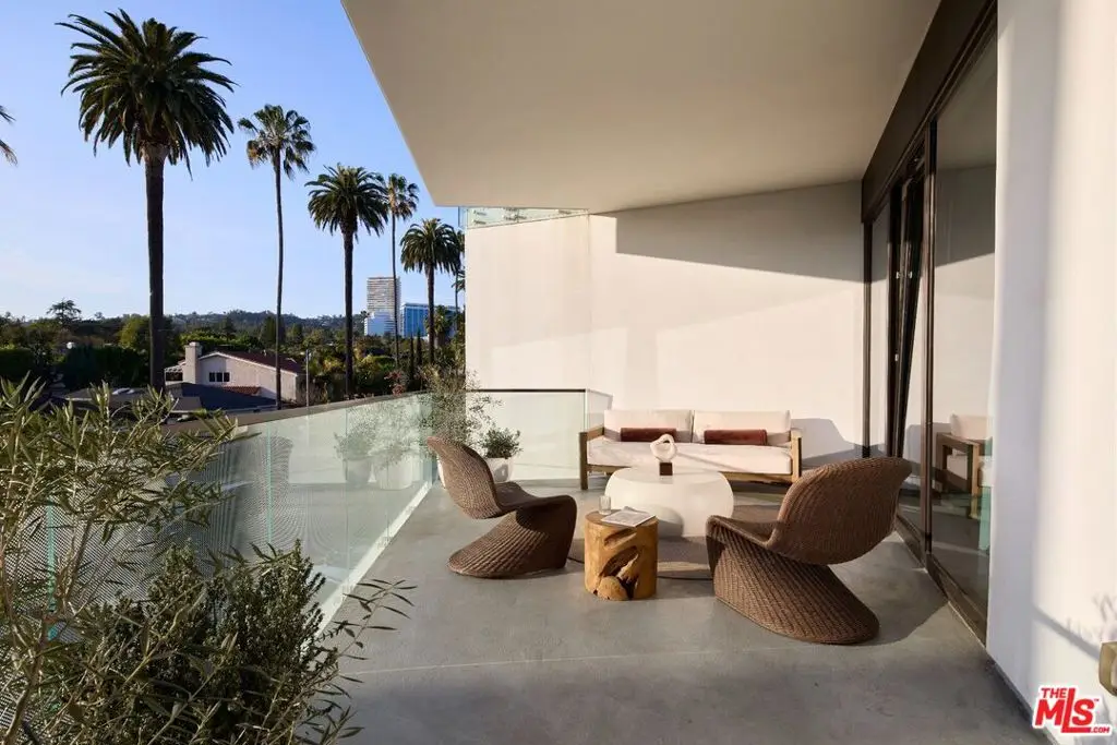 702 N Doheny Drive #301, West Hollywood, CA 90069 - #1