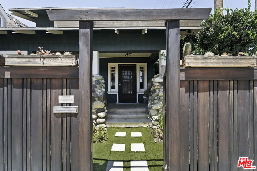 257 Windward Avenue, Venice, CA 90291 - #2