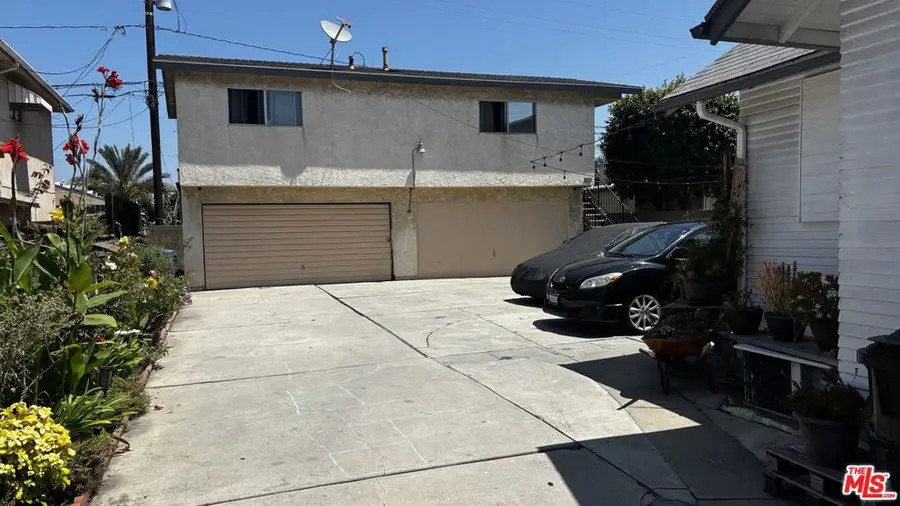 313 W Buckthorn Street, Inglewood, CA 90301 - #3