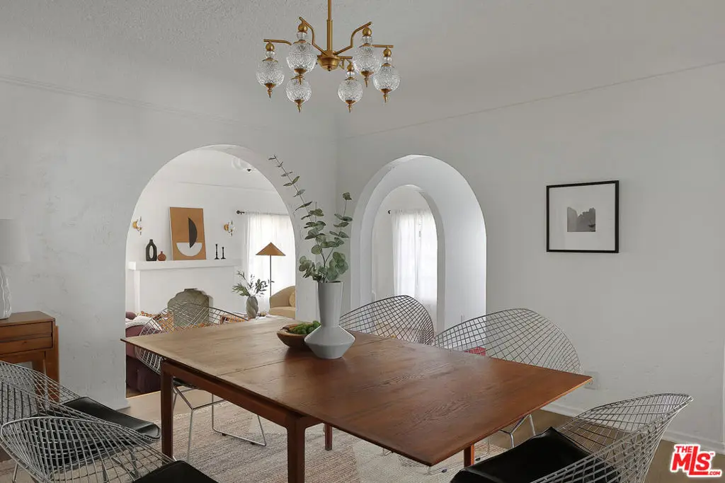 3120 W 43rd Place, Los Angeles, CA 90008 - #1