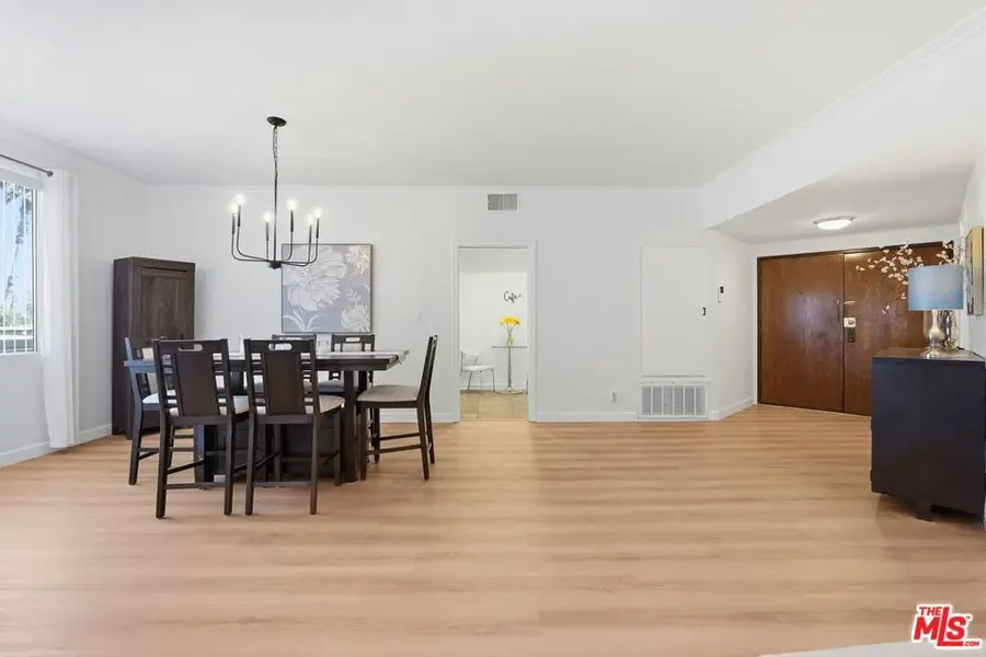 828 S Bedford Street #202, Los Angeles, CA 90035 - #3