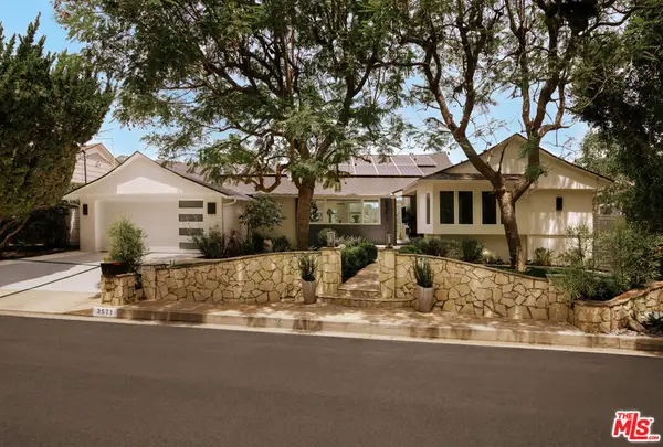 3571 Willowcrest Avenue, Los Angeles, CA 91604