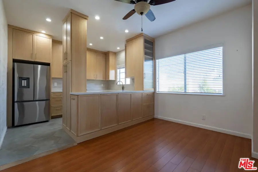 5135 Zelzah Avenue #305, Encino, CA 91316 - #3